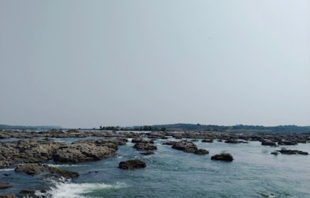Sahastra Dhara, Maheshwar